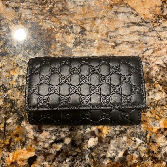 *RARE* GUCCI Black Microguccissima Leather Key Holder - Picture 2 of 3